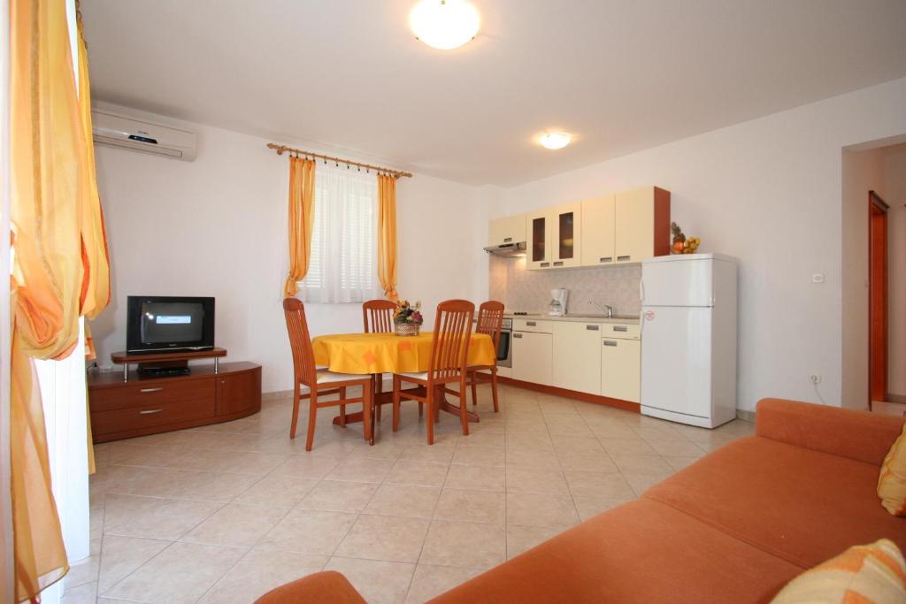 Apartments Bogovic Malinska Rom bilde